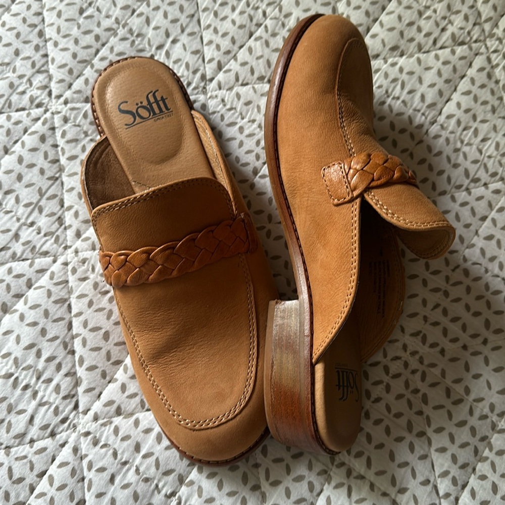 Like new suede shoe